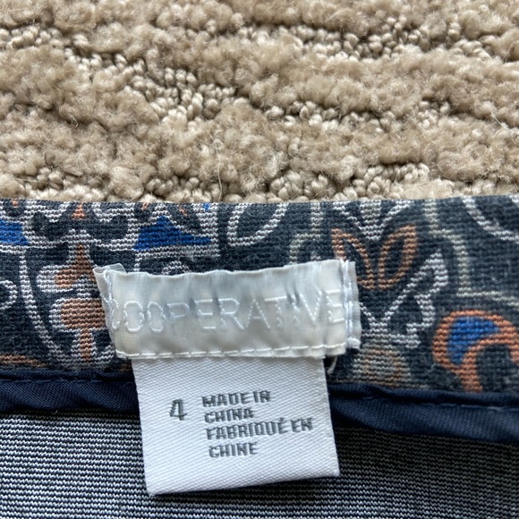 Urban Outfitters Printed mini skirt - Picture 3 of 3